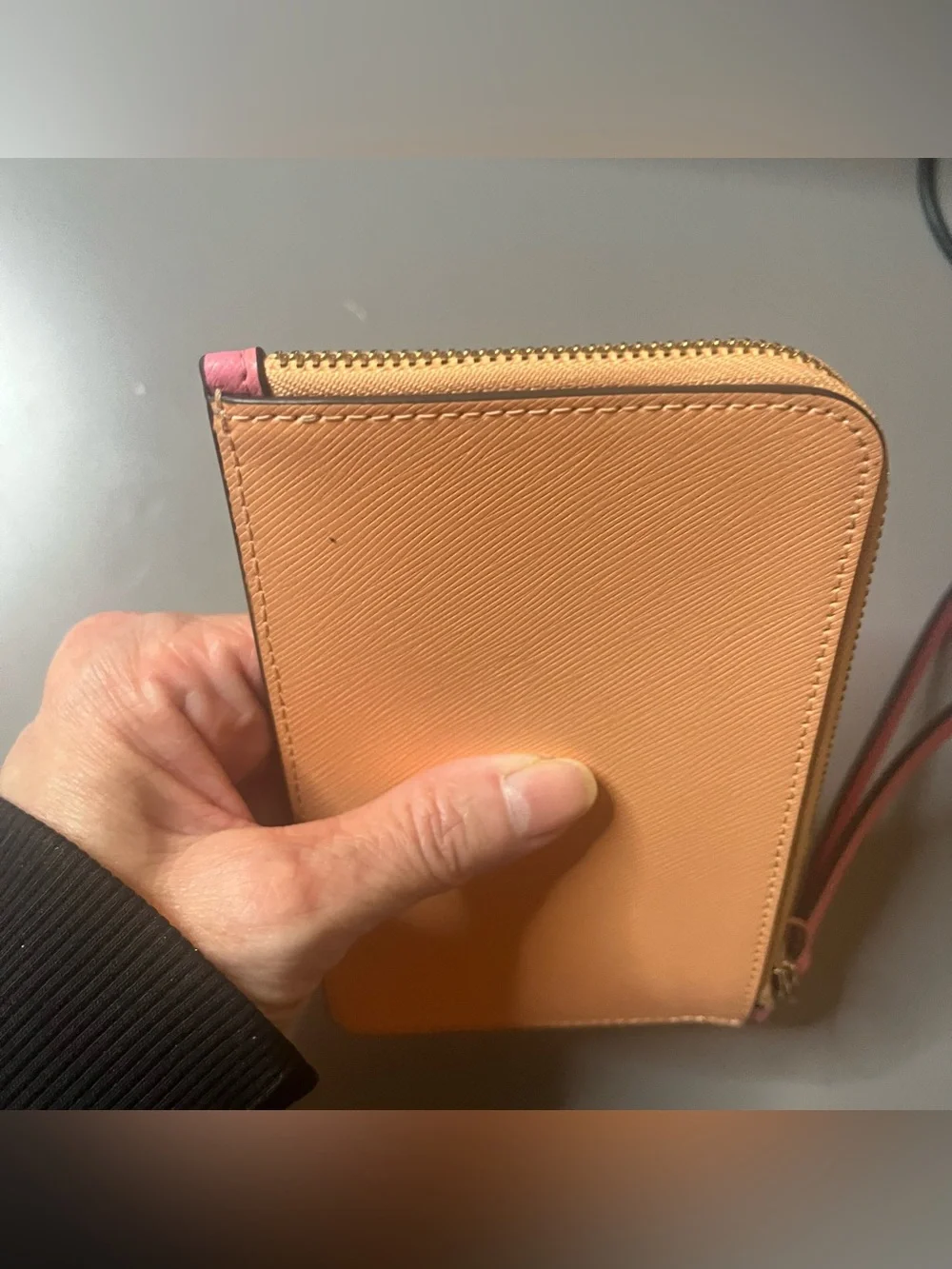 Kate Spade New York Saffiano Leather Zip Wristlet Two-Tone Coral & Orange EUC